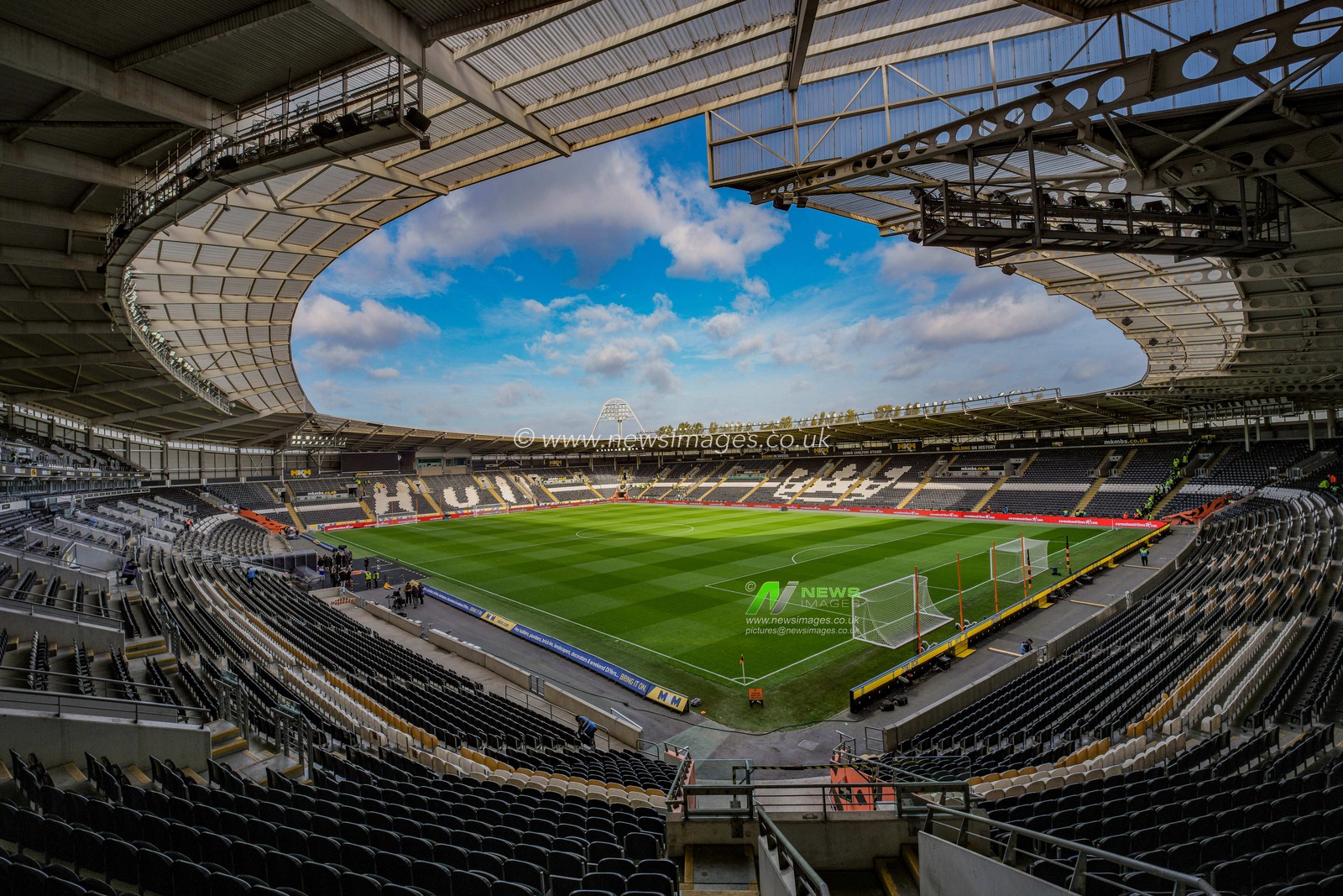 A general view of the pitch and stands during the Premier League match Hull City vs Brentford at MKM Stadium, Hull, United Kingdom on 25 October 2026

(Photo by Maynard Manyowa/News Images)
