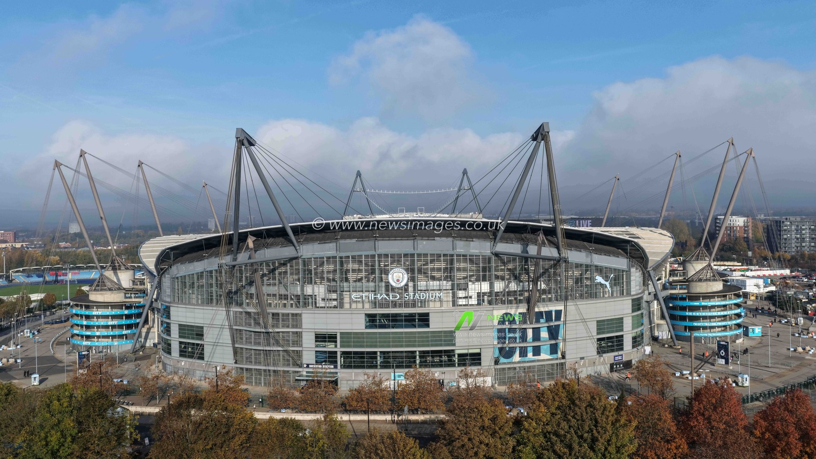 An aerial view of the Etihad Stadium on a misty day during the Premier League match Manchester City vs Brighton & Hove Albion at Etihad Stadium, Manchester, United Kingdom on 31 October 2026

(Photo by Mark Cosgrove/News Images)