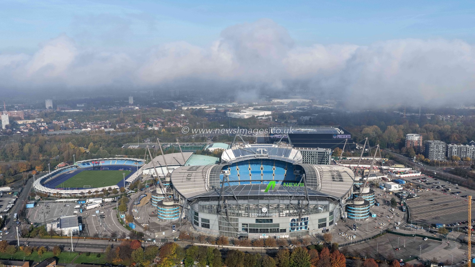 An aerial view of the Etihad Stadium on a misty day during the Premier League match Manchester City vs Brighton & Hove Albion at Etihad Stadium, Manchester, United Kingdom on 31 October 2026

(Photo by Mark Cosgrove/News Images)