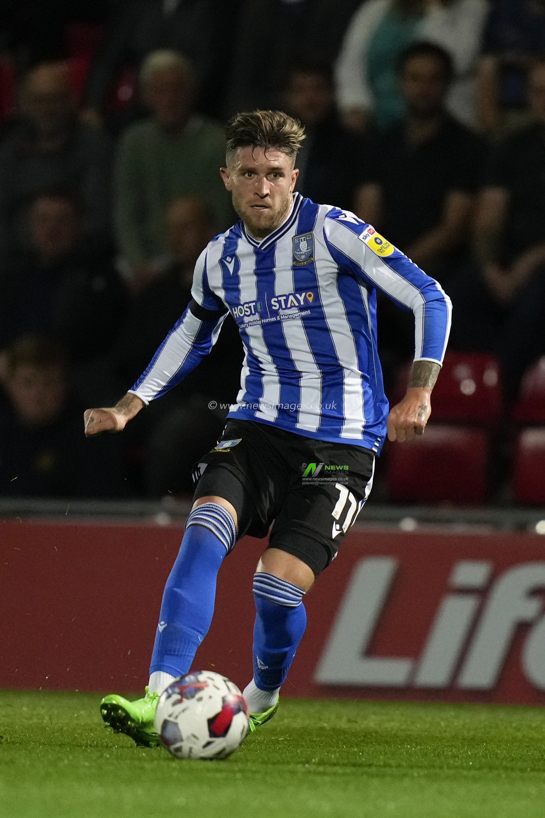 Josh Windass of Sheffield Wednesday during the Sky Bet League 1 match Morecambe vs Sheffield Wednesday at Mazuma Stadium, Morecambe, United Kingdom, 13th September 2022

(Photo by Steve Flynn/News Images)