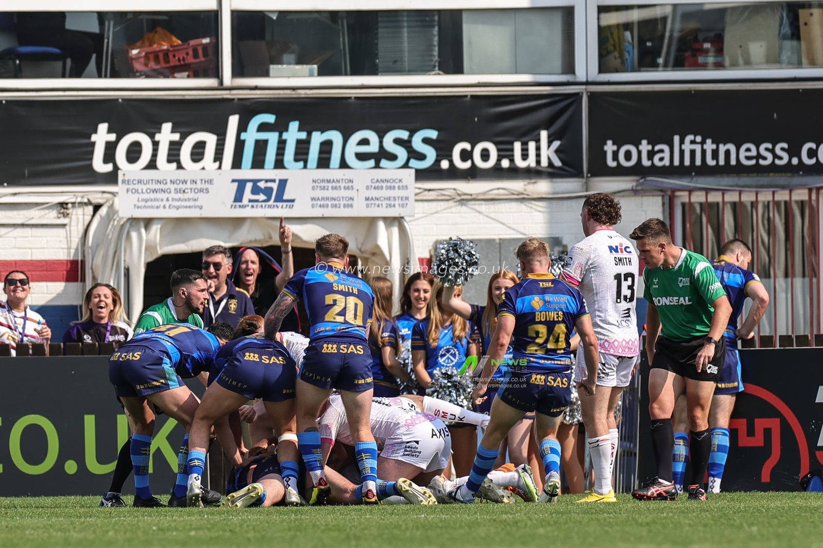 Matty Ashurst #11 of Wakefield Trinity goes over for a try as Trinity take the lead 18-14 during the Betfred Super League Round 15 match Wakefield Trinity vs Leeds Rhinos at The Be Well Support Stadium, Wakefield, United Kingdom, 11th June 2023

(Photo by Mark Cosgrove/News Images)