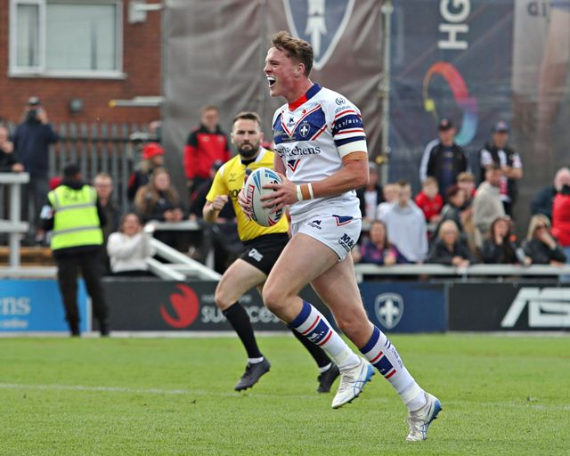 Betfred Super League Wakefield Trinity v Salford Red Devils