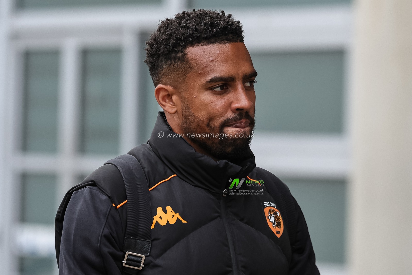 Cyrus Christie #33 of Hull City arrives during the Sky Bet Championship match Hull City vs Bristol City at MKM Stadium, Hull, United Kingdom, 25th August 2023

(Photo by Mark Cosgrove/News Images)