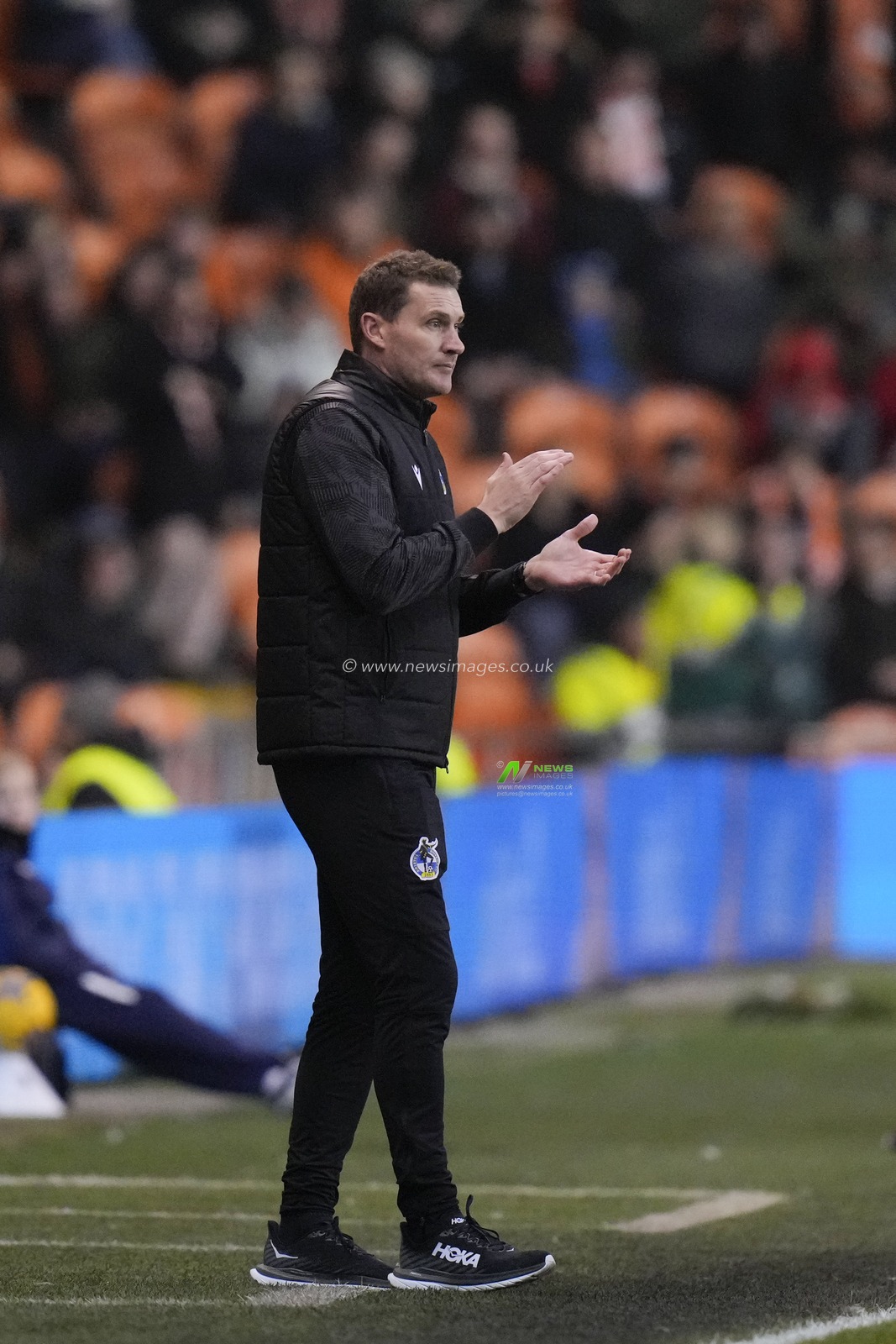 Bristol Rovers Manager Matt Taylor applauds his team during the Sky Bet League 1 match Blackpool vs Bristol Rovers at Bloomfield Road, Blackpool, United Kingdom, 23rd December 2023

(Photo by Steve Flynn/News Images)