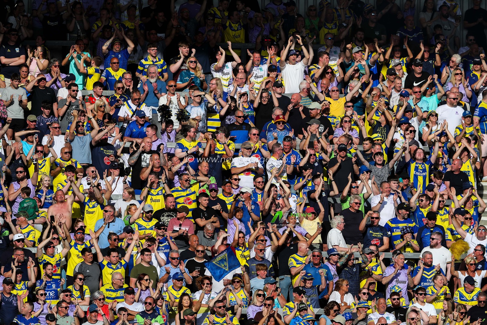 Warrington Wolves fans during the Betfred Challenge Cup Semi-final match Warrington Wolves vs Leigh Leopards at Totally Wicked Stadium, St Helens, United Kingdom, 11th May 2025

(Photo by Gareth Evans/News Images)