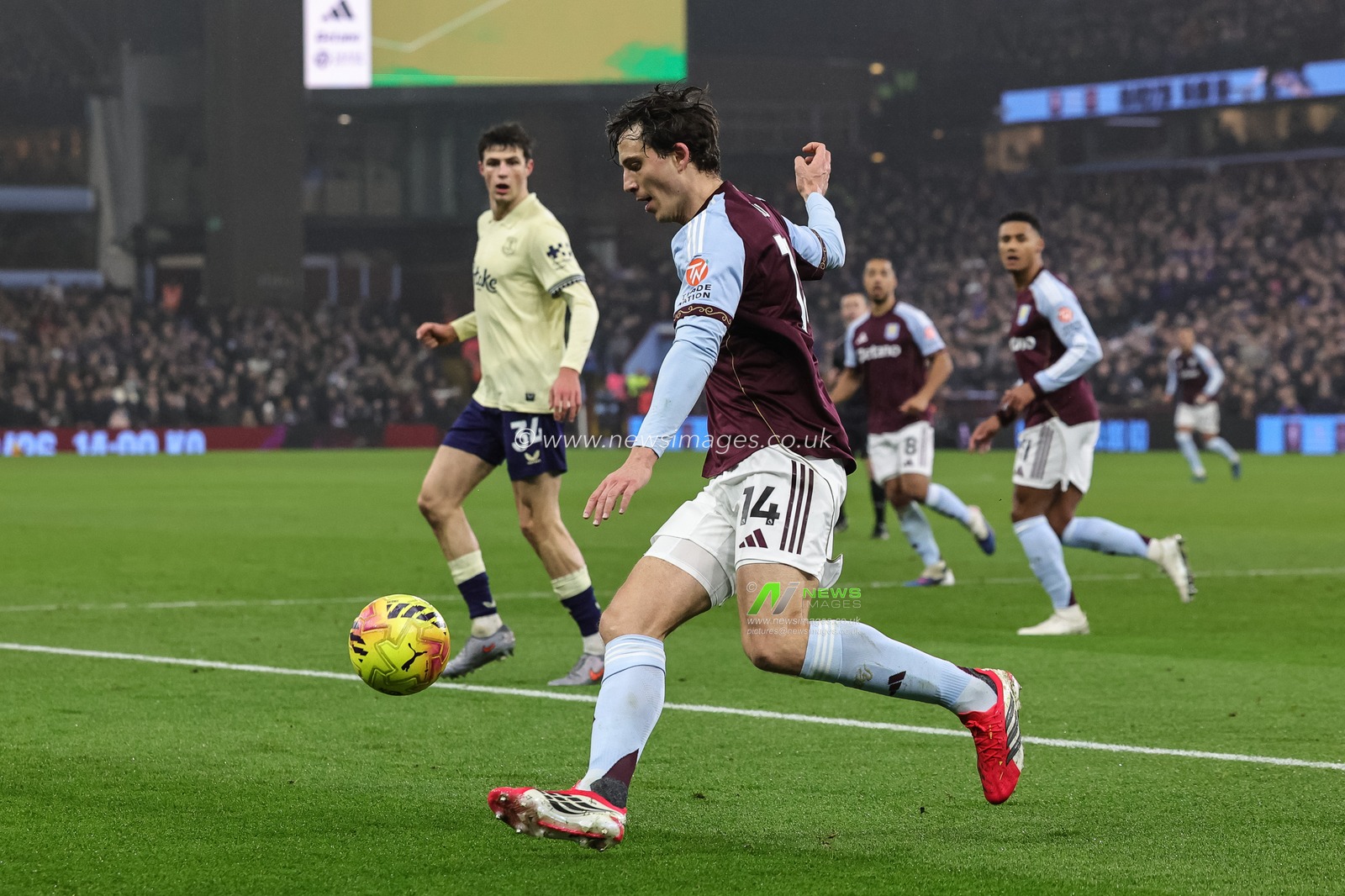 Pau Torres of Aston Villa clears the ball up field during the Premier League match Aston Villa vs Everton at Villa Park, Birmingham, United Kingdom, 18th January 2026

(Photo by Mark Cosgrove/News Images)