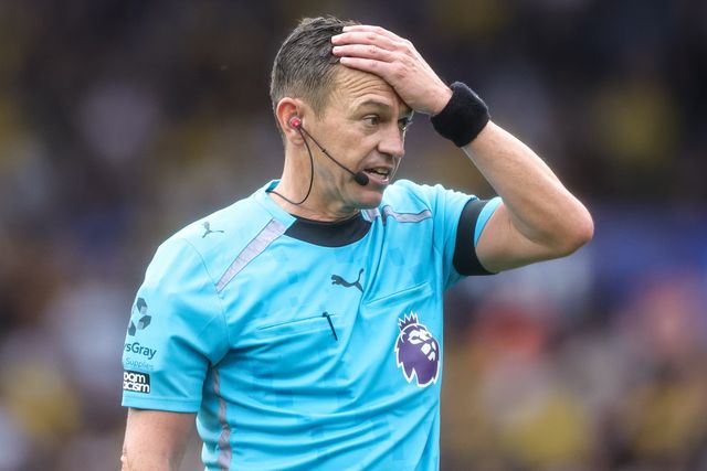 Referee Tony Harrington during the Premier League match Leeds United vs Brentford at Elland Road, Leeds, United Kingdom on 30 August 2026

(Photo by Mark Cosgrove/News Images)