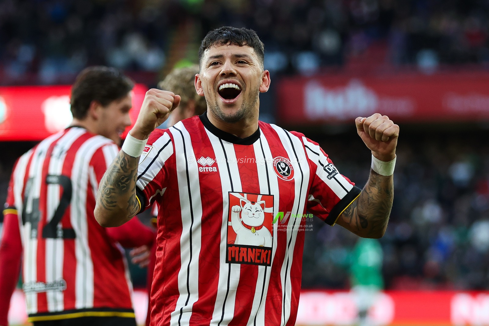 Gustavo Hamer of Sheffield United celebrates his goal to make it 1-0 during the Sky Bet Championship match Sheffield United vs Plymouth Argyle at Bramall Lane, Sheffield, United Kingdom, 14th December 2024

(Photo by Alex Roebuck/News Images)