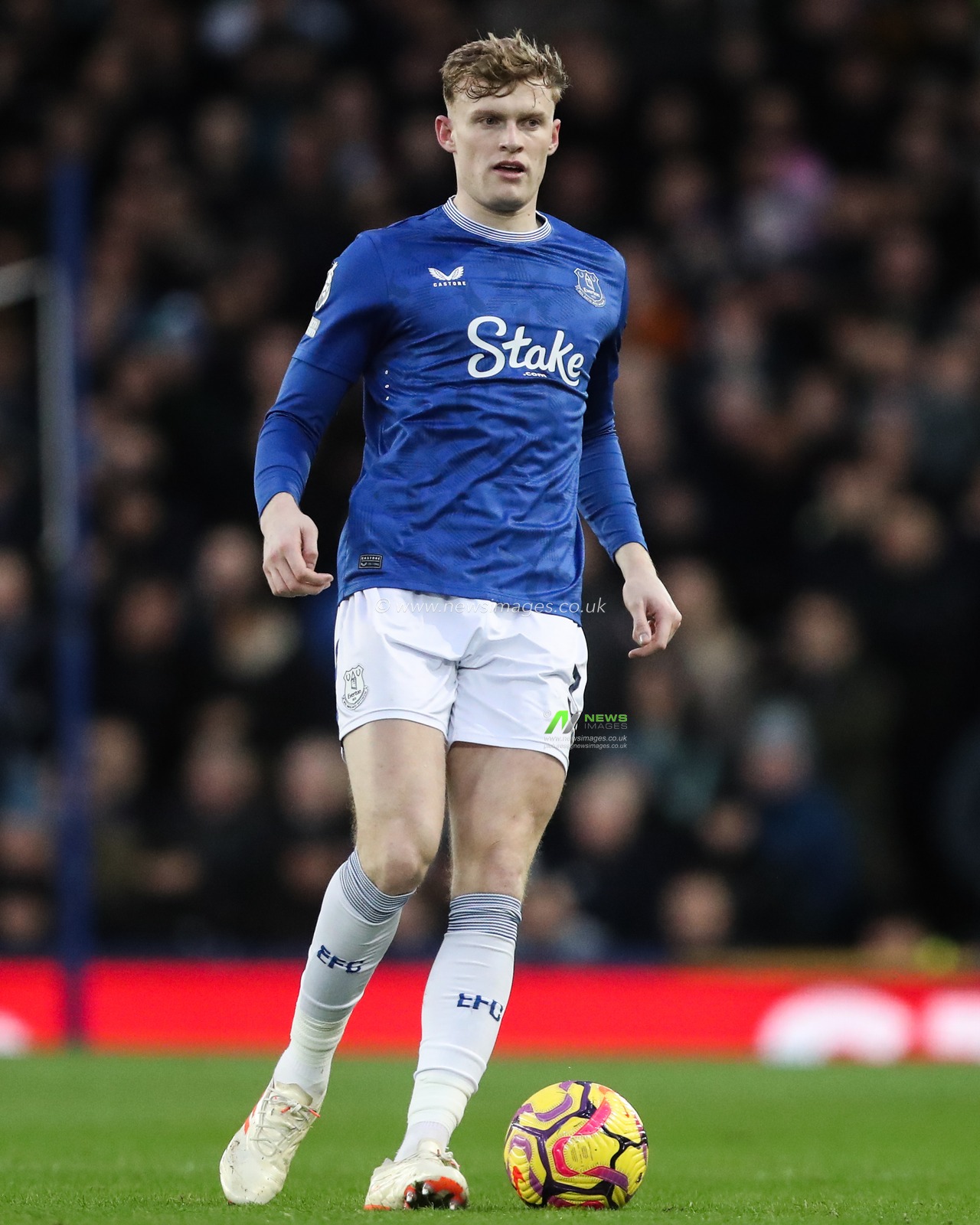 Jarrad Branthwaite of Everton in action during the Premier League match Everton vs Nottingham Forest at Goodison Park, Liverpool, United Kingdom, 29th December 2024

(Photo by Gareth Evans/News Images)