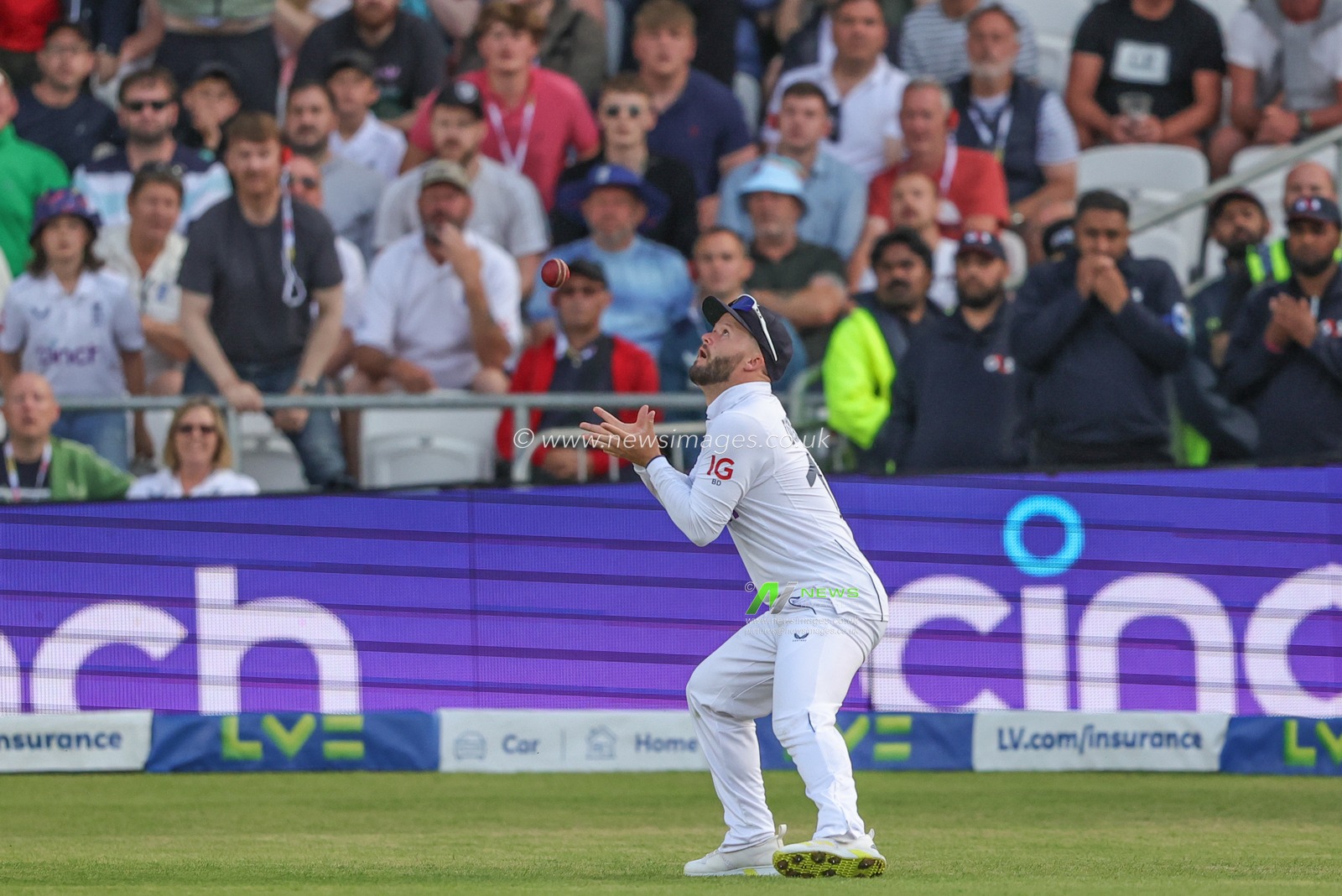 Ben Duckett of England catches out Travis Head of Australia during the LV= Insurance Ashes Third Test Series Day 3 England v Australia at Headingley Stadium, Leeds, United Kingdom, 8th July 2023

(Photo by Mark Cosgrove/News Images)