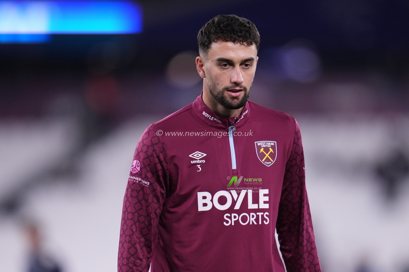 Maximilian Kilman of West Ham United ahead of the Premier League match West Ham United vs Nottingham Forest at London Stadium, London, United Kingdom, 6th January 2026

(Photo by Harvey Murphy/News Images)

*** GER AUT SUI OUT ***