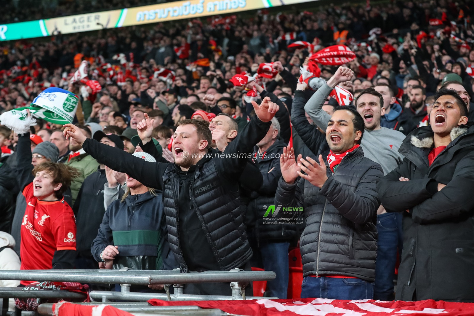 Liverpool fans sing "Allez Allez Allez" as extra time gets underway during the Carabao Cup Final match Chelsea vs Liverpool at Wembley Stadium, London, United Kingdom, 25th February 2024

(Photo by Gareth Evans/News Images)