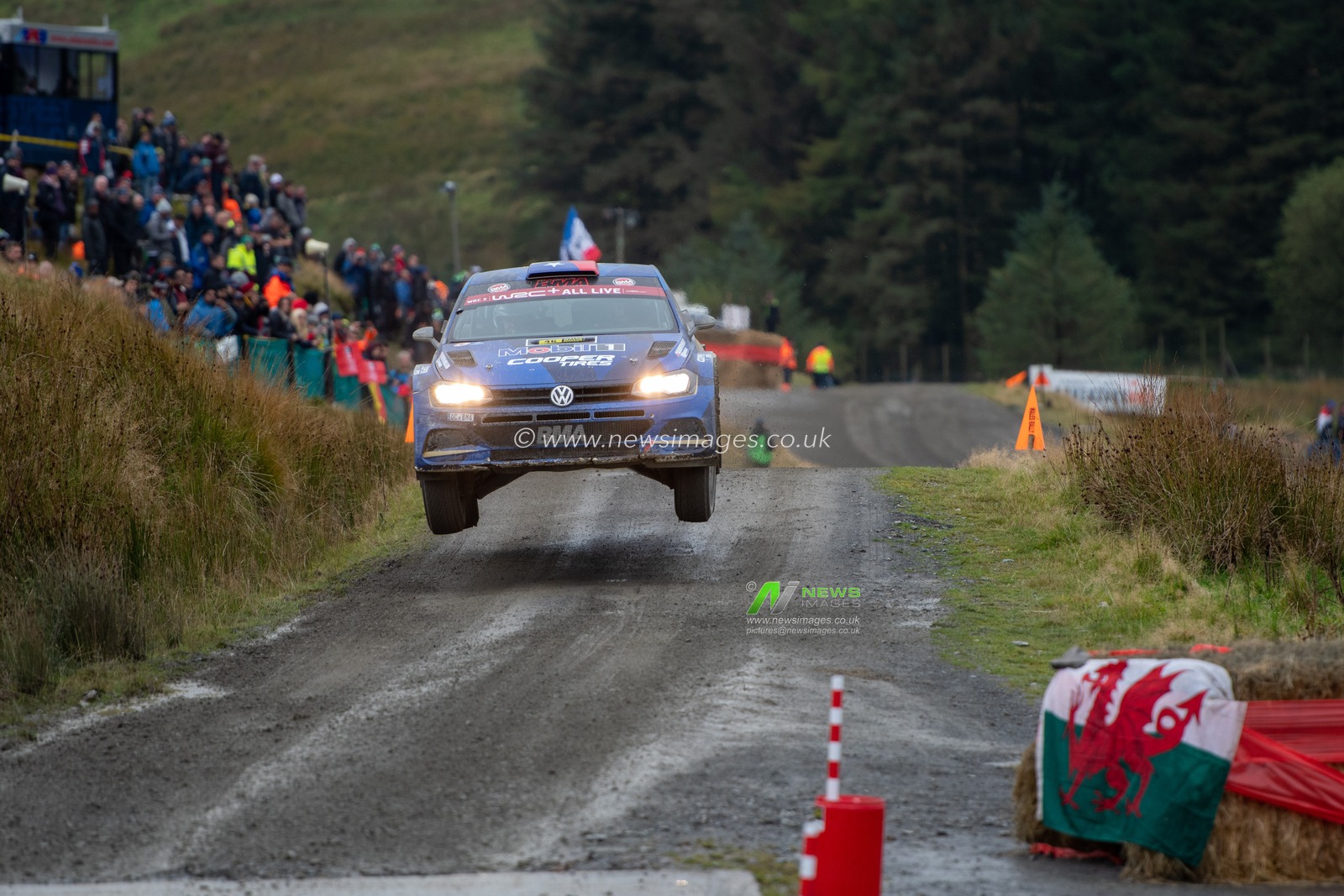 5th October 2019, Wales ; SS13 Sweet Lamb Hafren, Wales Rally GB 2019 Stage 13: Kajetan KAJETANOWICZ & Co Driver Maciej SZCZEPANIAK competing in the Volkswagen Polo R5 take flight at the pre water splash jump at Sweet Lamb

Credit: Gareth Dalley/News Images