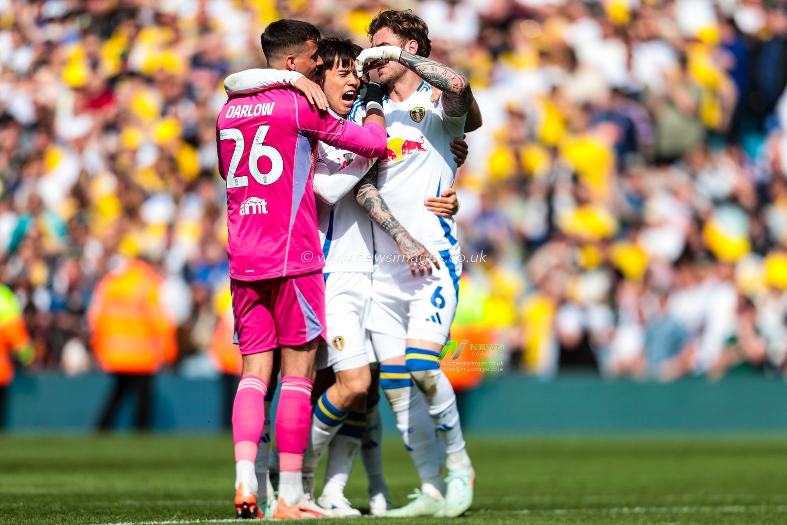 Ao Tanaka of Leeds United celebrates with his teammates after his team's win during the Sky Bet Championship match Leeds United vs Preston North End at Elland Road, Leeds, United Kingdom, 12th April 2025

(Photo by Richard Bierton/News Images)
