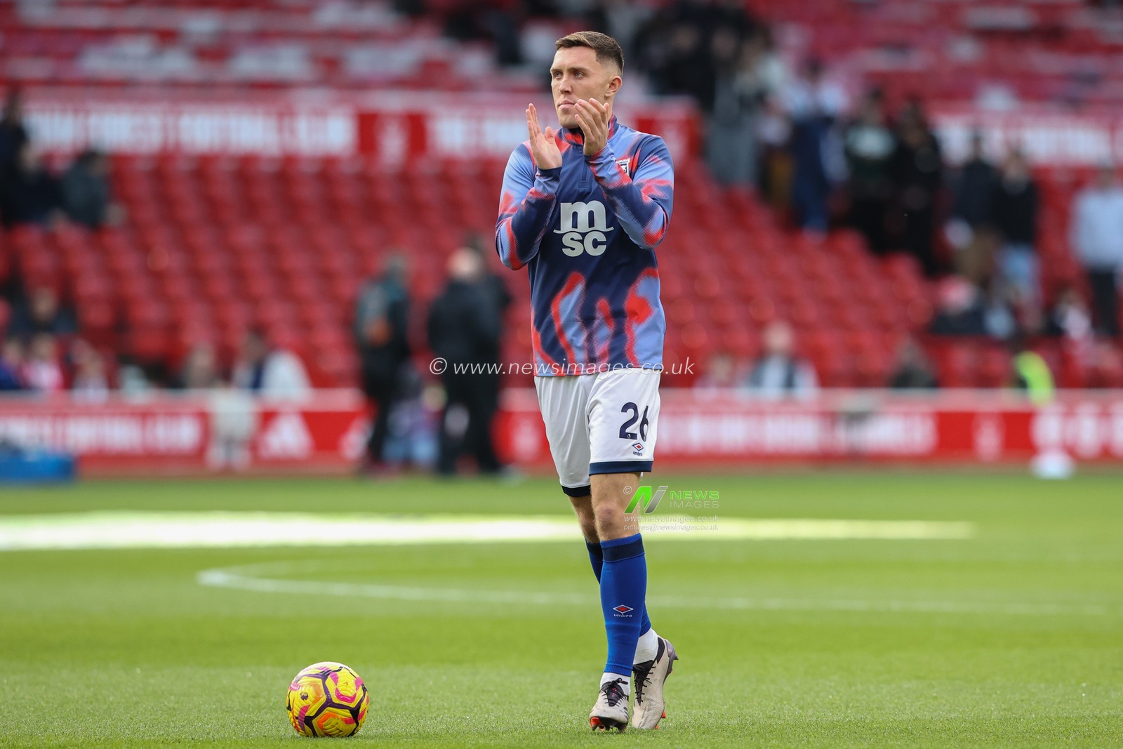 Dara O'Shea of Ipswich Town in the pregame warmup session during the Premier League match Nottingham Forest vs Ipswich Town at City Ground, Nottingham, United Kingdom, 30th November 2024

(Photo by Alfie Cosgrove/News Images)