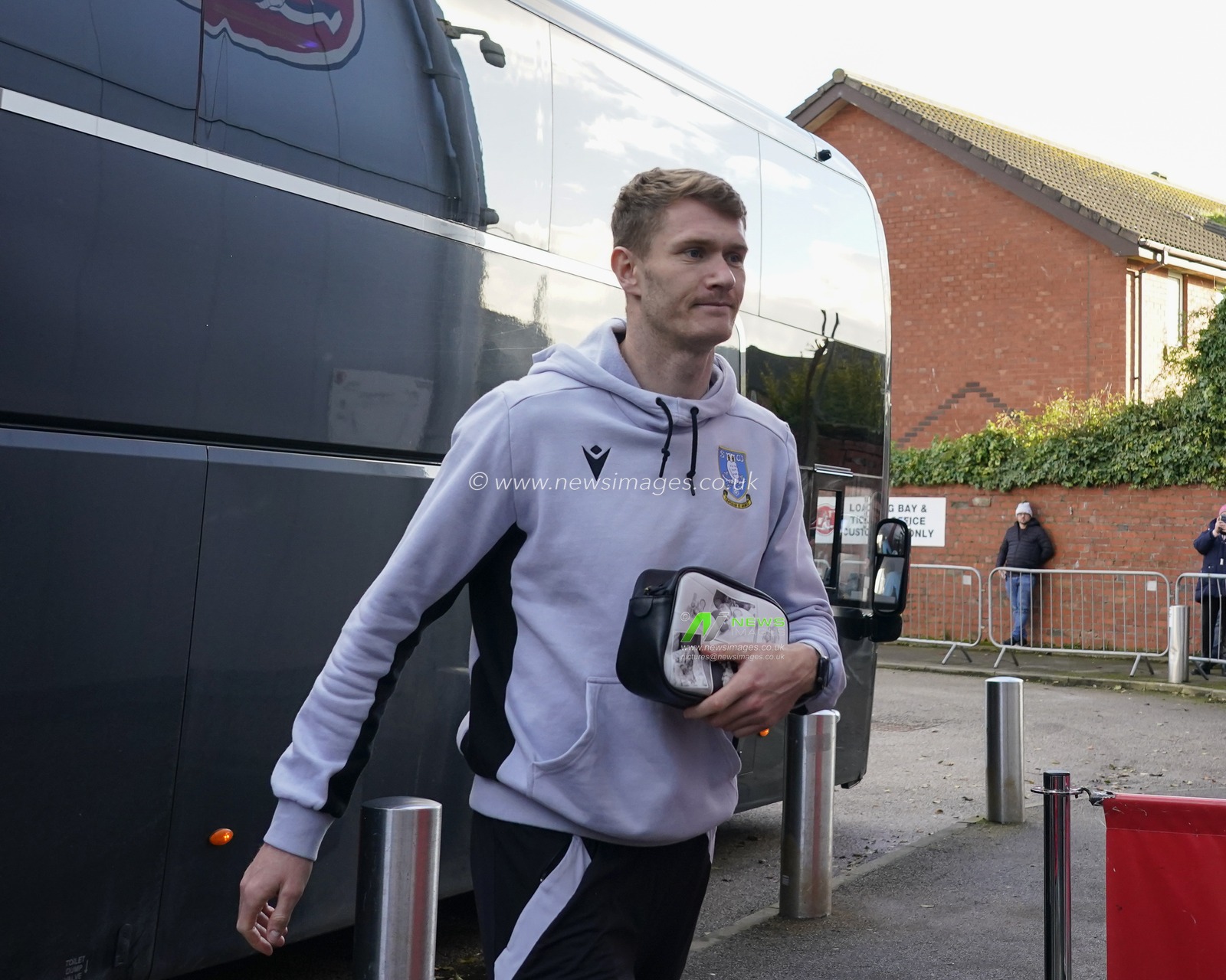 Michael Smith #24 of Sheffield Wednesday arrives at the stadium before the Sky Bet League 1 match Fleetwood Town vs Sheffield Wednesday at Highbury Stadium, Fleetwood, United Kingdom, 26th December 2022

(Photo by Steve Flynn/News Images)