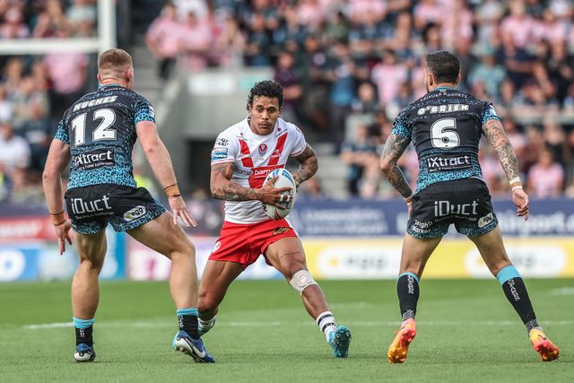Tristan Sailor of St. Helens is tackled during the Betfred Super League round 19 match St Helens vs Leigh Leopards at Totally Wicked Stadium, St Helens, United Kingdom, 17th July 2025

(Photo by Alfie Cosgrove/News Images)
