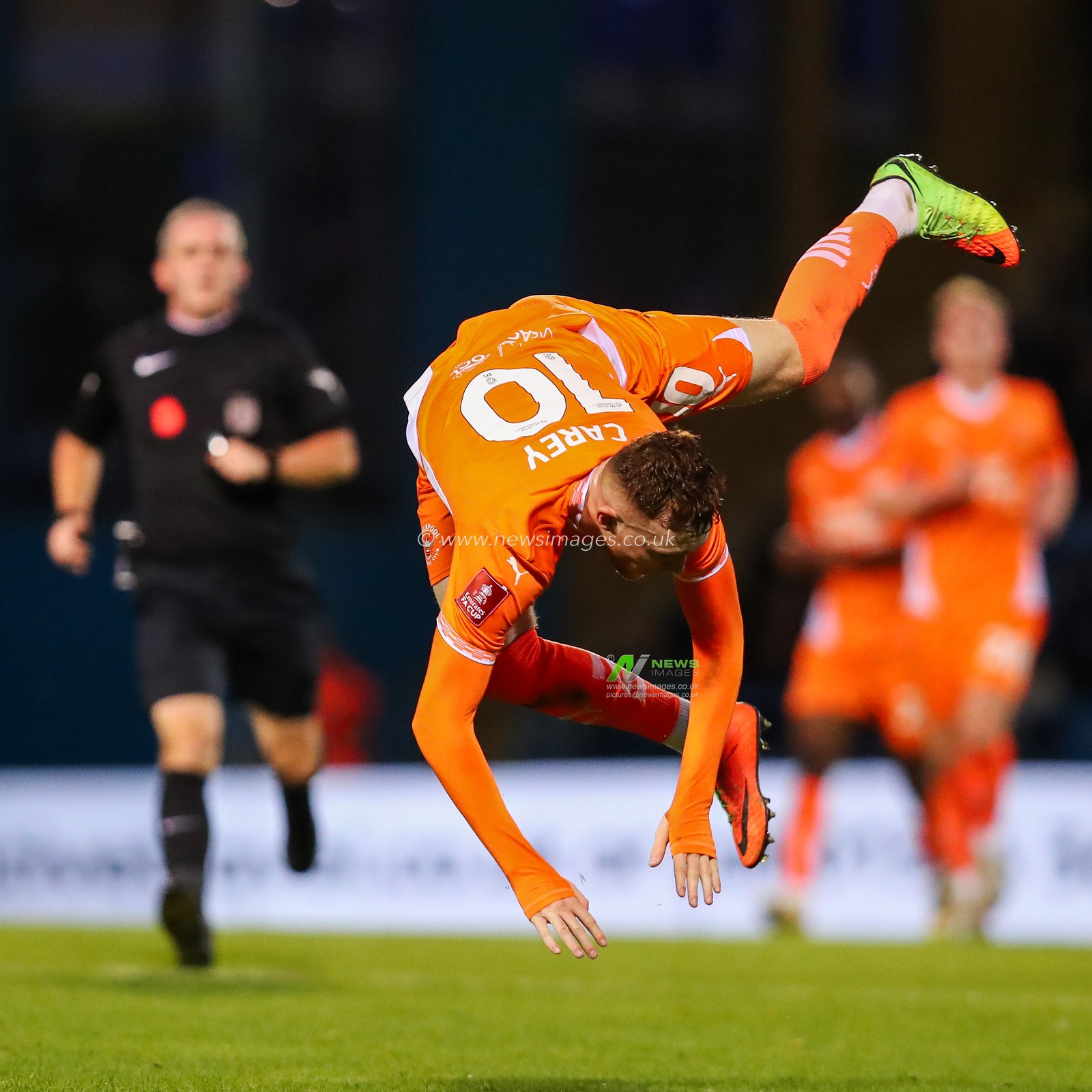 Sonny Carey of Blackpool is challenged during the Emirates FA Cup First Round match Gillingham vs Blackpool at MEMS Priestfield Stadium, Gillingham, United Kingdom, 2nd November 2024

(Photo by Izzy Poles/News Images)