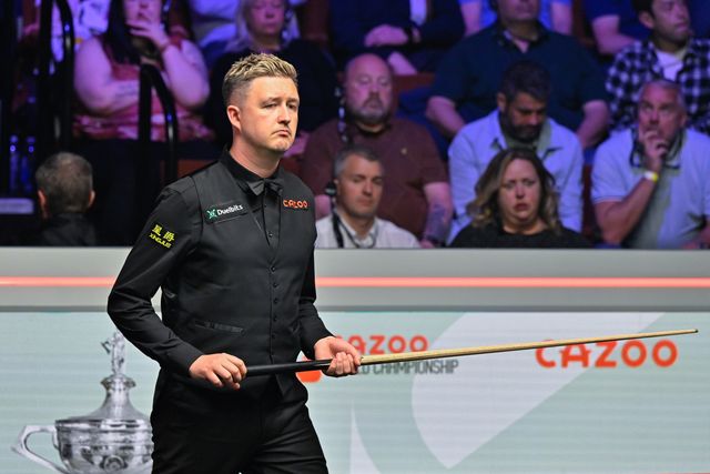 Kyren Wilson looks over the table, during the Cazoo World Championships 2024 Final at Crucible Theatre, Sheffield, United Kingdom, 5th May 2024

(Photo by Cody Froggatt/News Images)