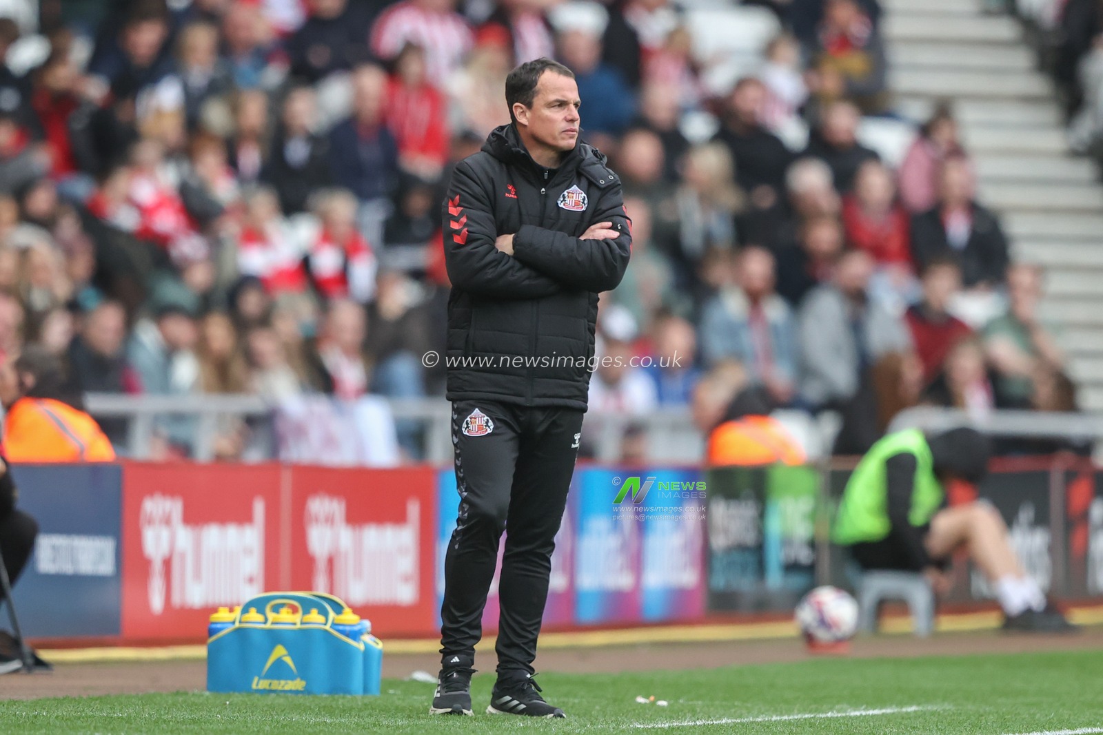 RÃ©gis Le Bris manager of Sunderland during the Sky Bet Championship match Sunderland vs Oxford United at Stadium Of Light, Sunderland, United Kingdom, 26th October 2024

(Photo by Alfie Cosgrove/News Images)