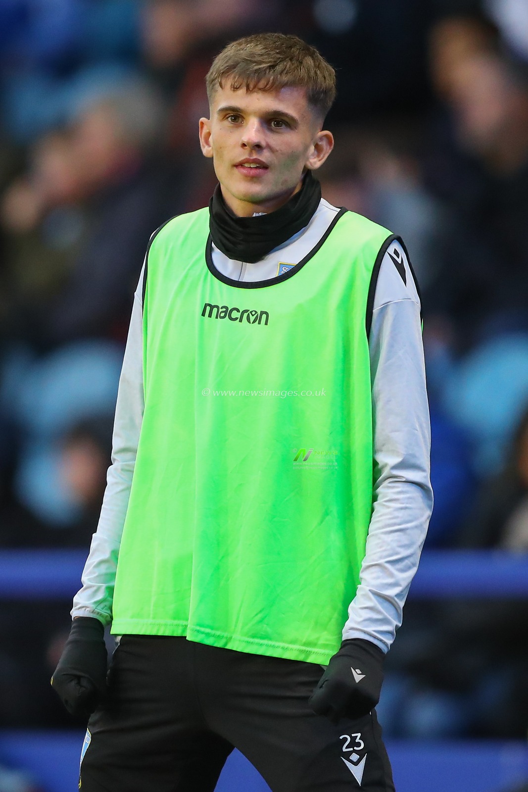Jay Glover #23 of Sheffield Wednesday warms up during the Emirates FA Cup  Round 2 match Sheffield Wednesday vs Mansfield Town at Hillsborough, Sheffield, United Kingdom, 26th November 2022

(Photo by Gareth Evans/News Images)