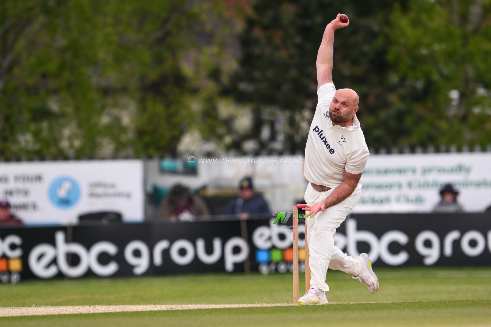 Joe Leach of Worcestershire delivers the ball during the Vitality County Championship Division 1 match Worcestershire vs Somerset at Kidderminster Cricket Club, Kidderminster, United Kingdom, 26th April 2024

(Photo by Craig Thomas/News Images)