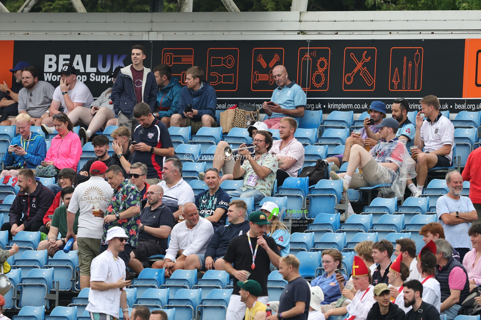 Englands barmy army trumpet player plays a tune during the warmup during the LV= Insurance Ashes Third Test Series Day 3 England v Australia at Headingley Stadium, Leeds, United Kingdom, 8th July 2023

(Photo by Mark Cosgrove/News Images)
