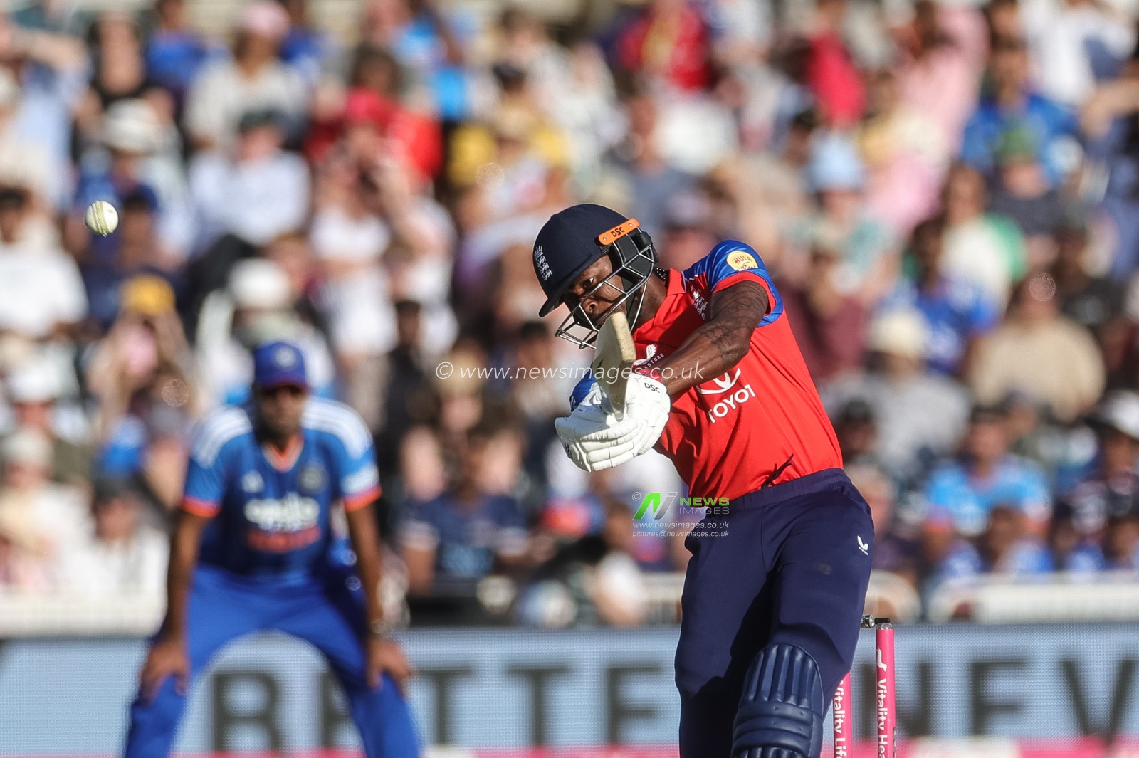 Jofra Archer of England hits a four during the Third Vitality T20 International match England vs India at Trent Bridge, Nottingham, United Kingdom on 07 July 2026

(Photo by Mark Cosgrove/News Images)