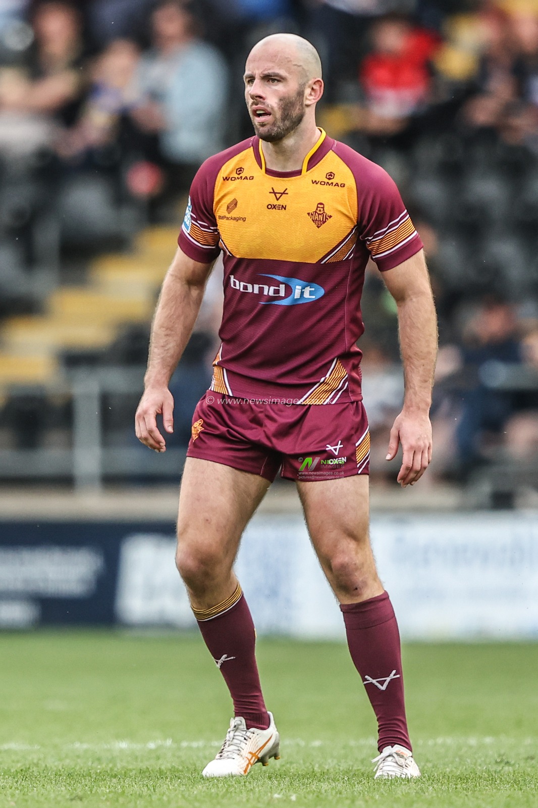 Matt Frawley of Huddersfield Giants during the Betfred Super League round 20 match Hull FC vs Huddersfield Giants at MKM Stadium, Hull, United Kingdom, 26th July 2025

(Photo by Alfie Cosgrove/News Images)