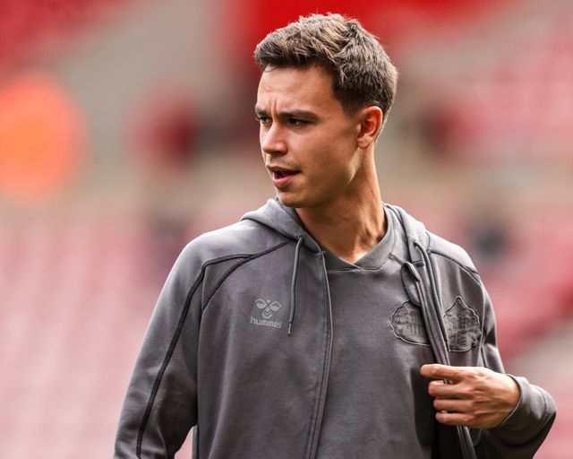 Timur Tutierov of Sunderland arrives during the Premier League match Sunderland vs Fulham at Stadium Of Light, Sunderland, United Kingdom on 30 August 2026

(Photo by Alfie Cosgrove/News Images)