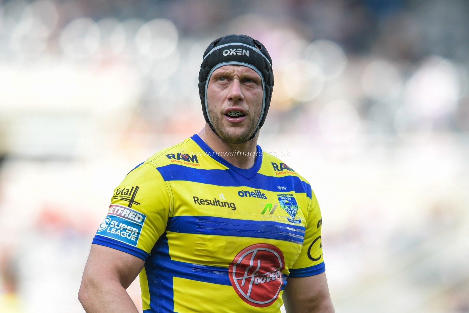 Chris Hill (8) of Warrington Wolves in action during the game