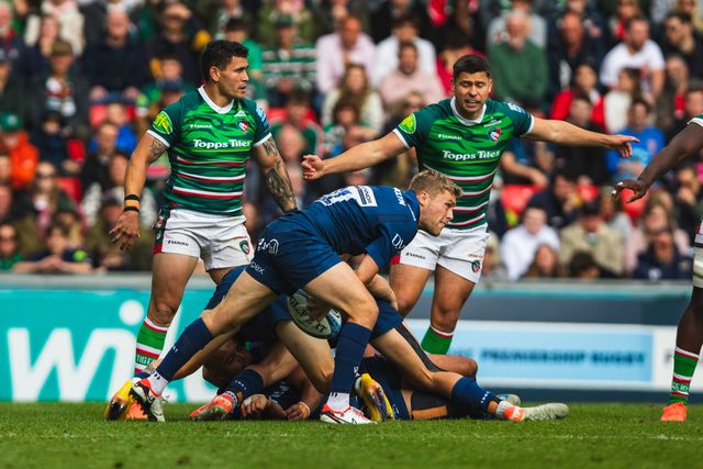 Gus Warr of Sale Sharks during the Gallagher Premiership Play-off Semi-final Leicester Tigers vs Sale Sharks at Mattioli Woods Welford Road Stadium, Leicester, United Kingdom, 7th June 2025

(Photo by Craig Evans/News Images)
