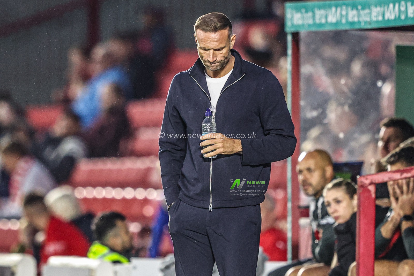 Ian Evatt manager of Blackpool during the Sky Bet League One match Barnsley vs Blackpool at Oakwell, Barnsley, United Kingdom on 02 September 2026

(Photo by Alfie Cosgrove/News Images)