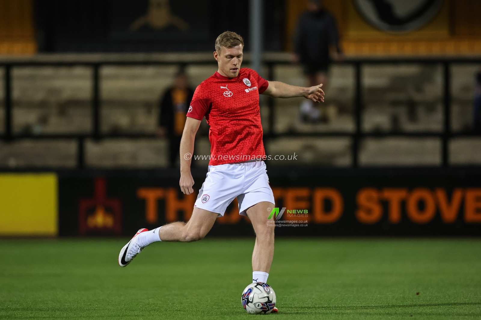 Sam Cosgrove #9 of Barnsley in the pregame warmup session during the Sky Bet League 1 match Cambridge United vs Barnsley at Abbey Stadium, Cambridge, United Kingdom, 3rd October 2023

(Photo by Mark Cosgrove/News Images)