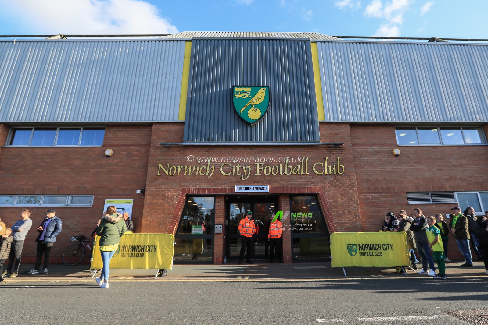 27th October 2019, Carrow Road, Norwich, England; Premier League, Norwich City v Manchester United : A view of the players and directors entrance at Carrow Road 

Credit: Mark Cosgrove/News Images