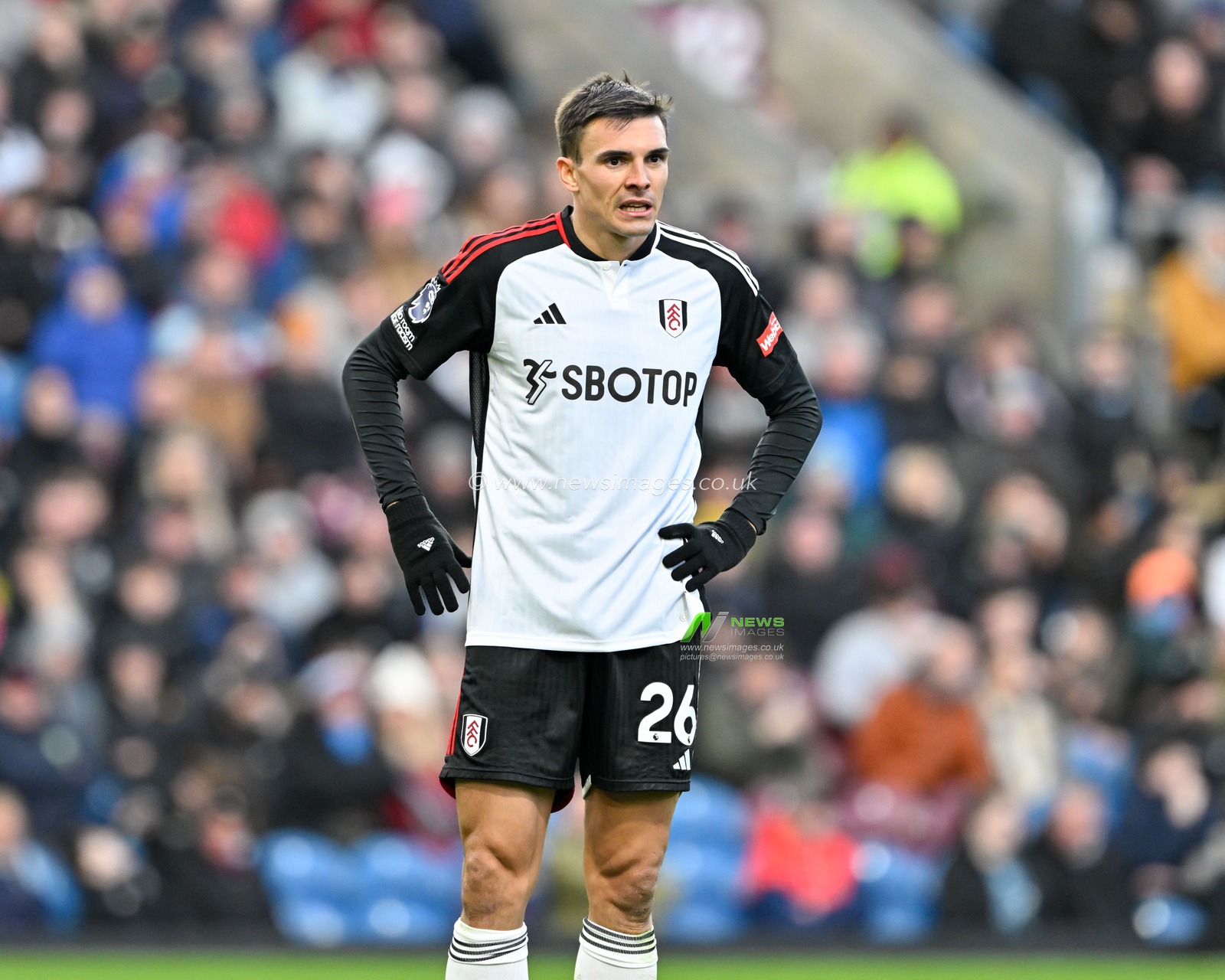 JoÃ£o Palhinha of Fulham, during the Premier League match Burnley vs Fulham at Turf Moor, Burnley, United Kingdom, 3rd February 2024

(Photo by Cody Froggatt/News Images)