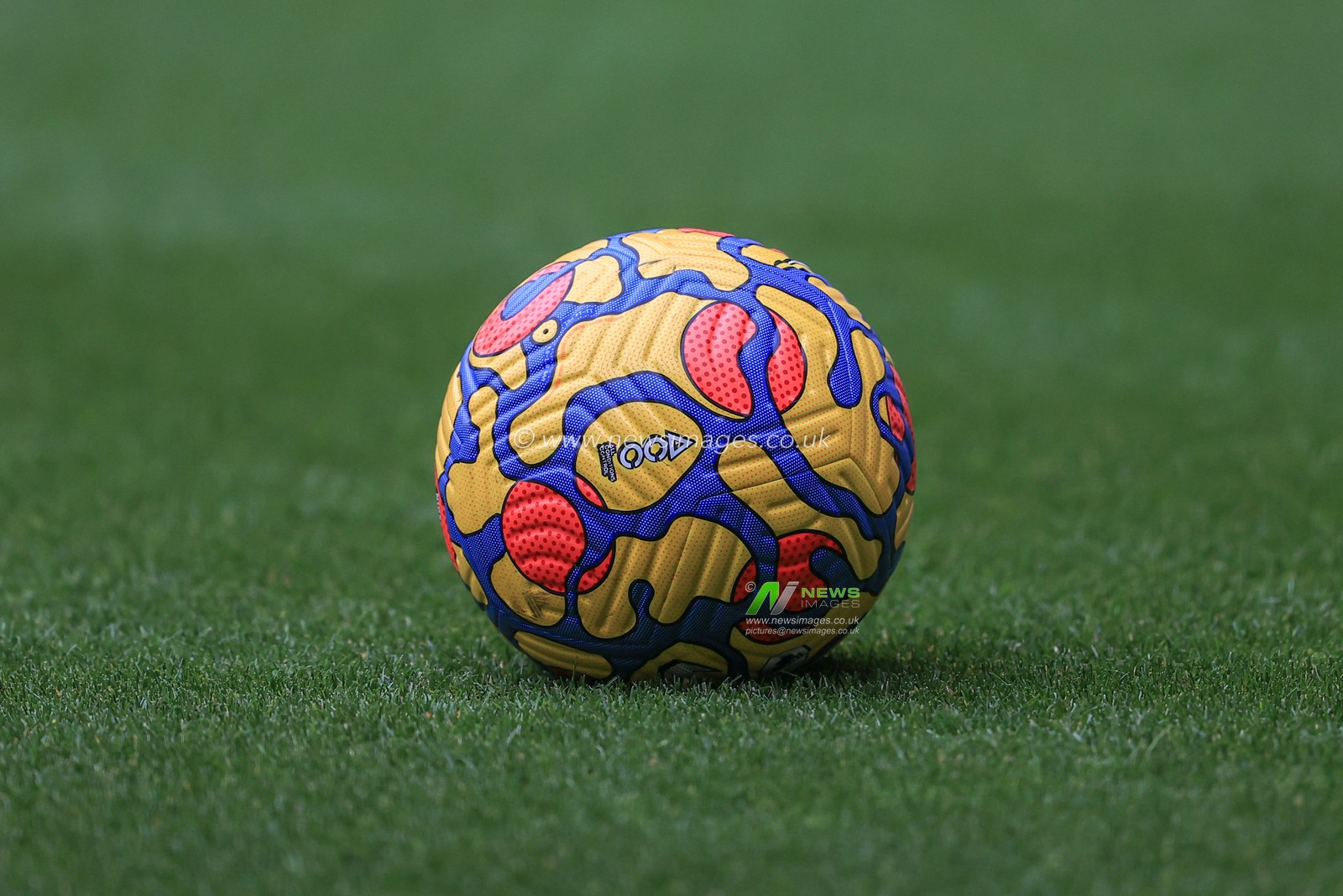 Nike Strike Premier League 2021/22 Winter Match Ball