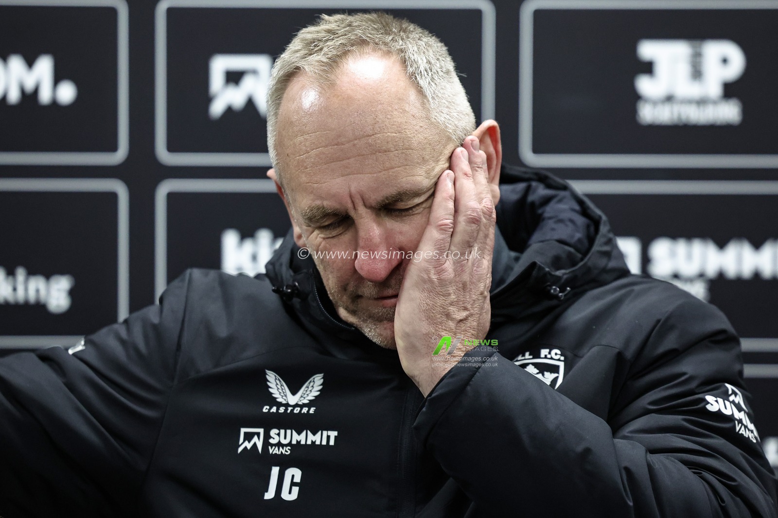 John Cartwright Head Coach of Hull FC answers questions in the post match press conference during the Betfred Super League Round 4 match Hull FC vs Leigh Leopards at MKM Stadium, Hull, United Kingdom, 6th March 2025

(Photo by Mark Cosgrove/News Images)