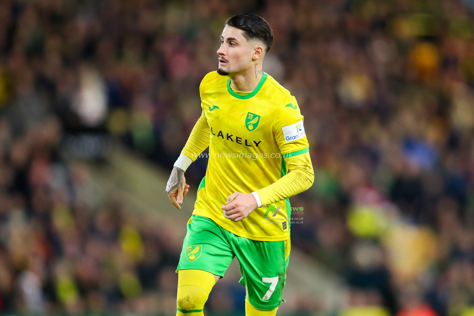 Borja Sainz of Norwich City in action during the Sky Bet Championship match Norwich City vs Burnley at Carrow Road, Norwich, United Kingdom, 15th December 2024

(Photo by Izzy Poles/News Images)