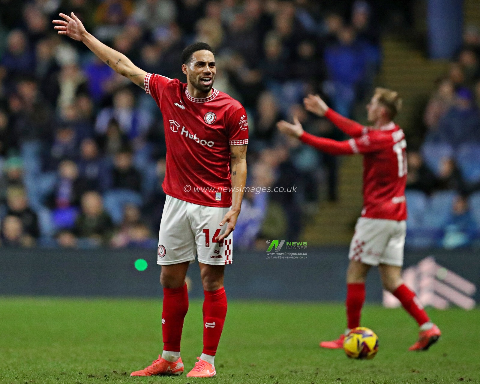 Zak Vyner of Bristol City appeals during the Sky Bet Championship match Sheffield Wednesday vs Bristol City at Hillsborough, Sheffield, United Kingdom, 22nd January 2025

(Photo by Sam Eaden/News Images)