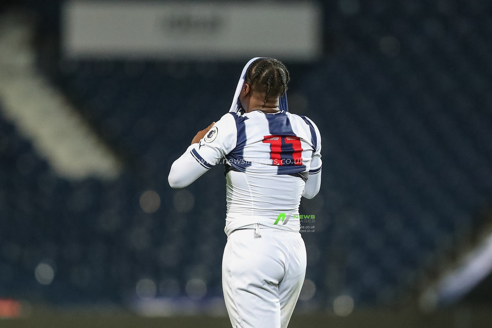 Reyes Cleary #28 of West Bromwich Albion looks dejected after defeat in the Premier League 2 U23 match West Bromwich Albion U23 vs Nottingham ForestU 23 at The Hawthorns, West Bromwich, United Kingdom, 7th November 2022

(Photo by Gareth Evans/News Images)