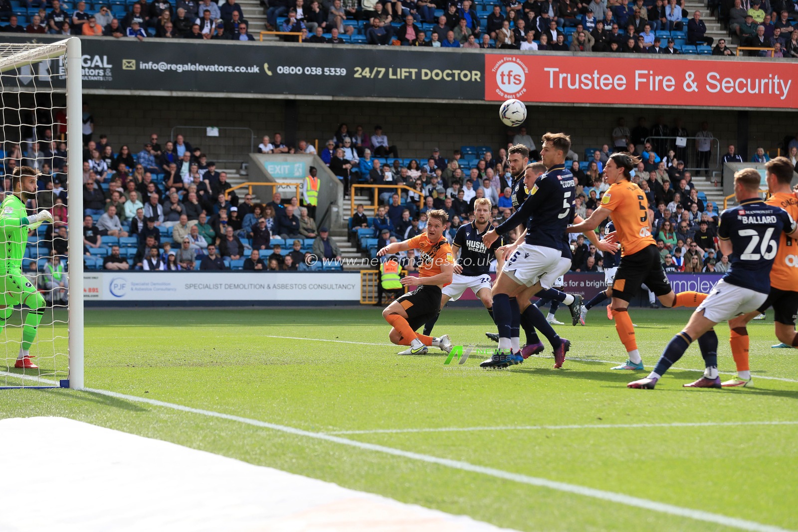 Regan Slater #27 of Hull City glances a header wide.