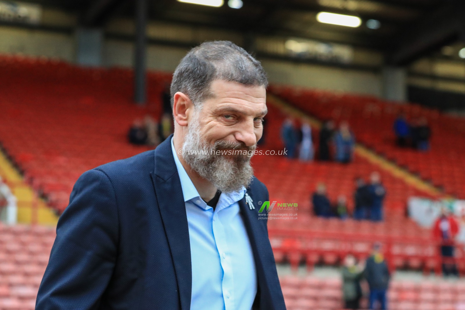 26th December 2019, Oakwell, Barnsley, England; Sky Bet Championship, Barnsley v West Bromwich Albion : Slaven Bilic manager of West Bromwich Albion arrives at Oakwell ahead of this afternoons game 

Credit: Mark Cosgrove/News Images