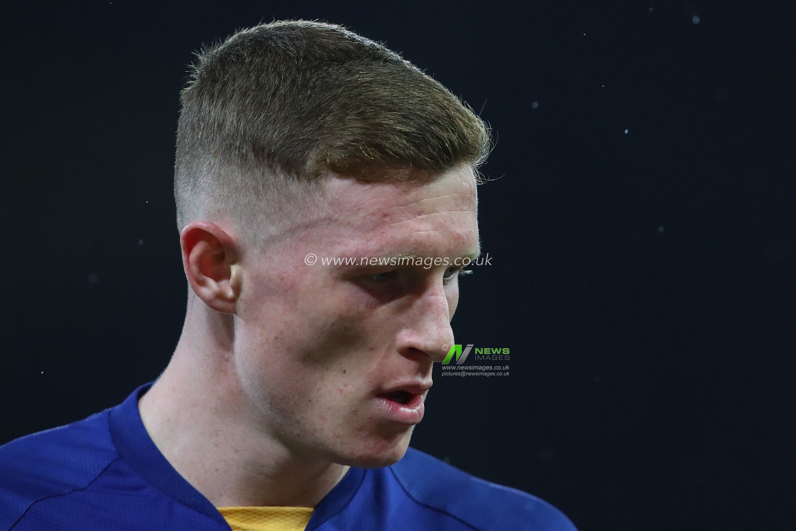 Elliot Anderson #32 of Newcastle United during the Premier League match Nottingham Forest vs Newcastle United at City Ground, Nottingham, United Kingdom, 17th March 2023

(Photo by Gareth Evans/News Images)