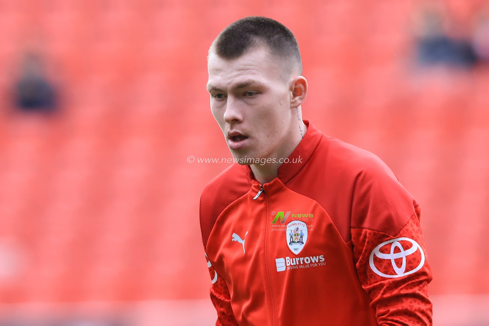Kacper Åopata #4 of Barnsley in the pregame warmup session during the Sky Bet League 1 match Barnsley vs Stevenage at Oakwell, Barnsley, United Kingdom, 23rd December 2023

(Photo by Alfie Cosgrove/News Images)