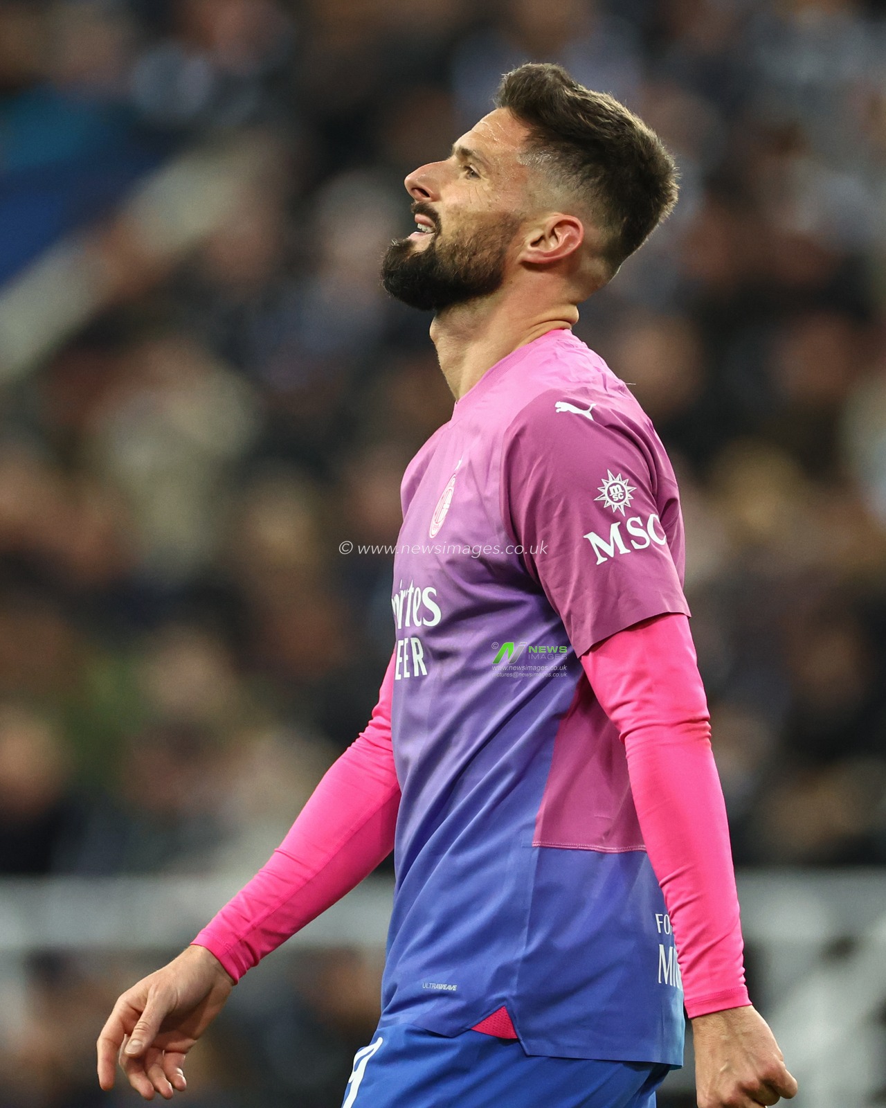 Olivier Giroud #9 of AC Milan during the UEFA Champions League match Newcastle United vs AC Milan at St. James's Park, Newcastle, United Kingdom, 13th December 2023

(Photo by Mark Cosgrove/News Images)