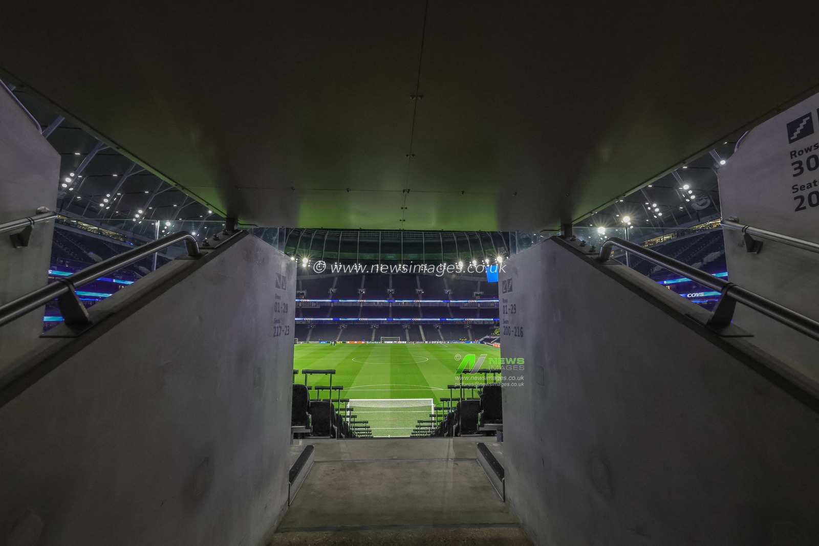 A general view of The Tottenham Hotspur Stadium during the UEFA Champions League Matchday 4 of 8 Tottenham Hotspur vs F.C. Copenhagen at Tottenham Hotspur Stadium, London, United Kingdom, 4th November 2025

(Photo by Mark Cosgrove/News Images)

*** GER AUT SUI OUT ***
