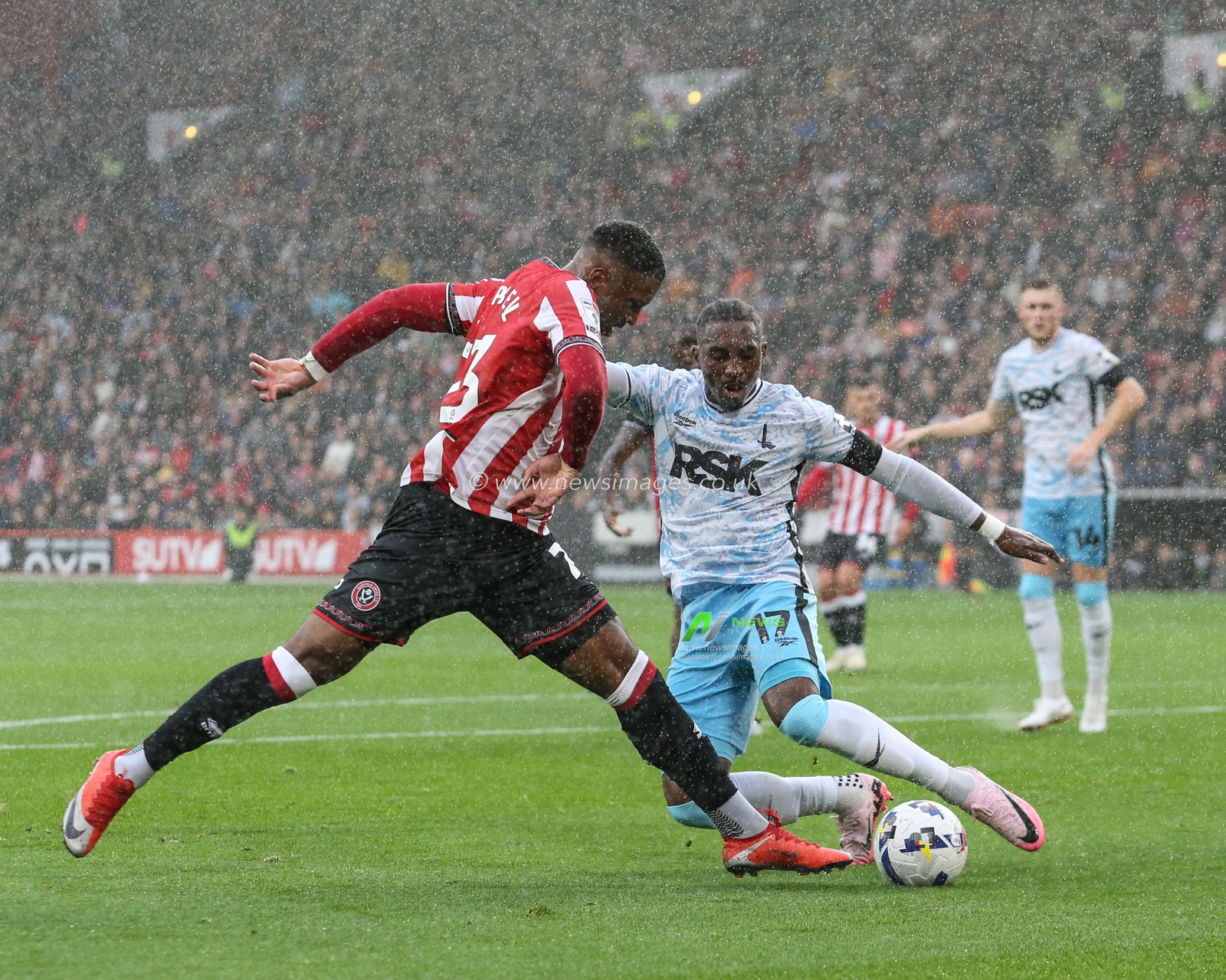 Tyrese Campbell of Sheffield United  in action during the Sky Bet Championship match Sheffield United vs Charlton Athletic at Bramall Lane, Sheffield, United Kingdom, 20th September 2025

(Photo by Richard Bierton/News Images)