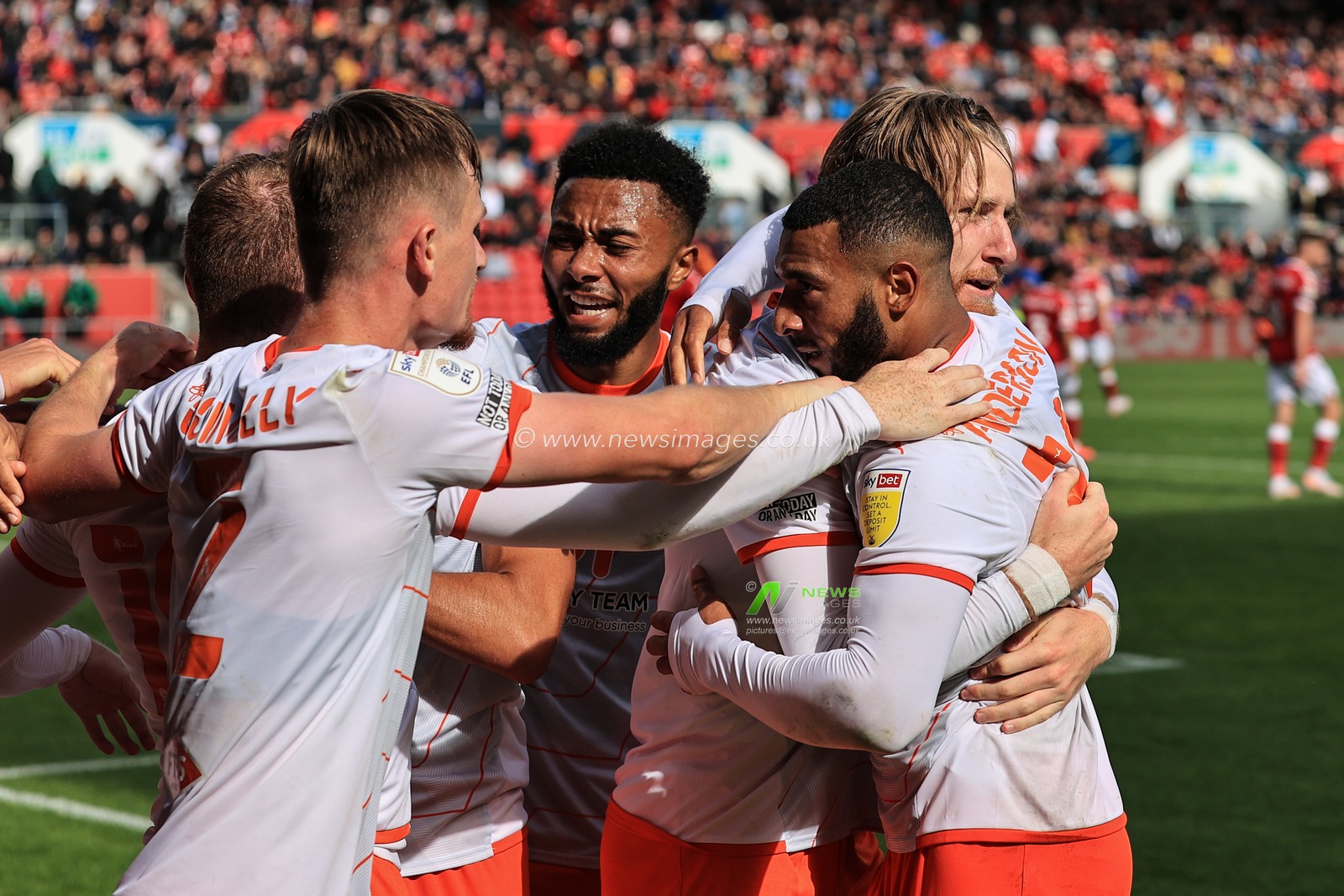 Shayne Lavery #19 of Blackpool celebrates his goal to make it 1-1