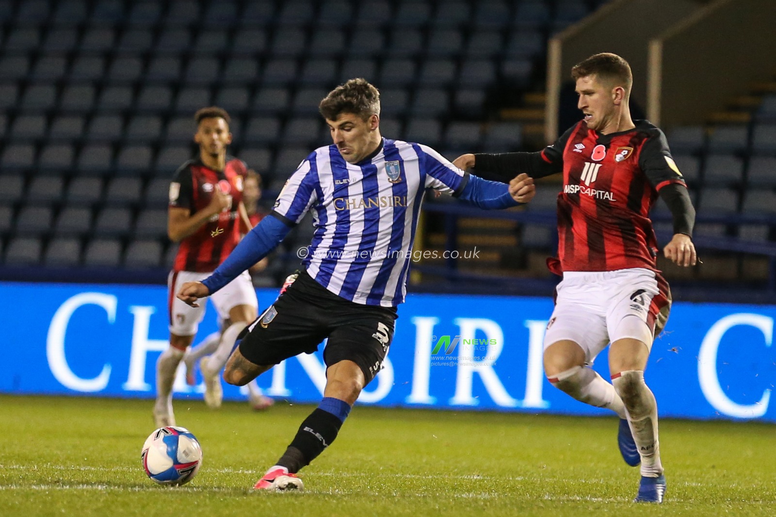 Callum Paterson (5) of Sheffield Wednesday shoots during the game